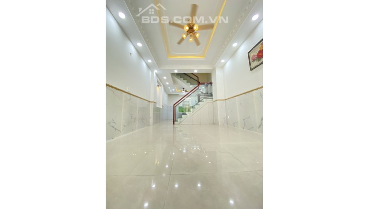 Nhà Đẹp Phạm Văn Hai, Tân Bình, 60m2, 4 Tầng, Giá Rẻ, Khu Trung Tâm